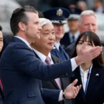 Хегсет в Японии