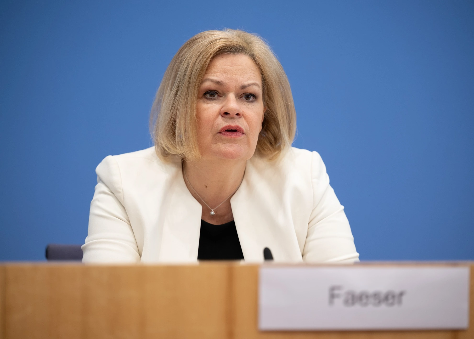 Нэнси Фейзер