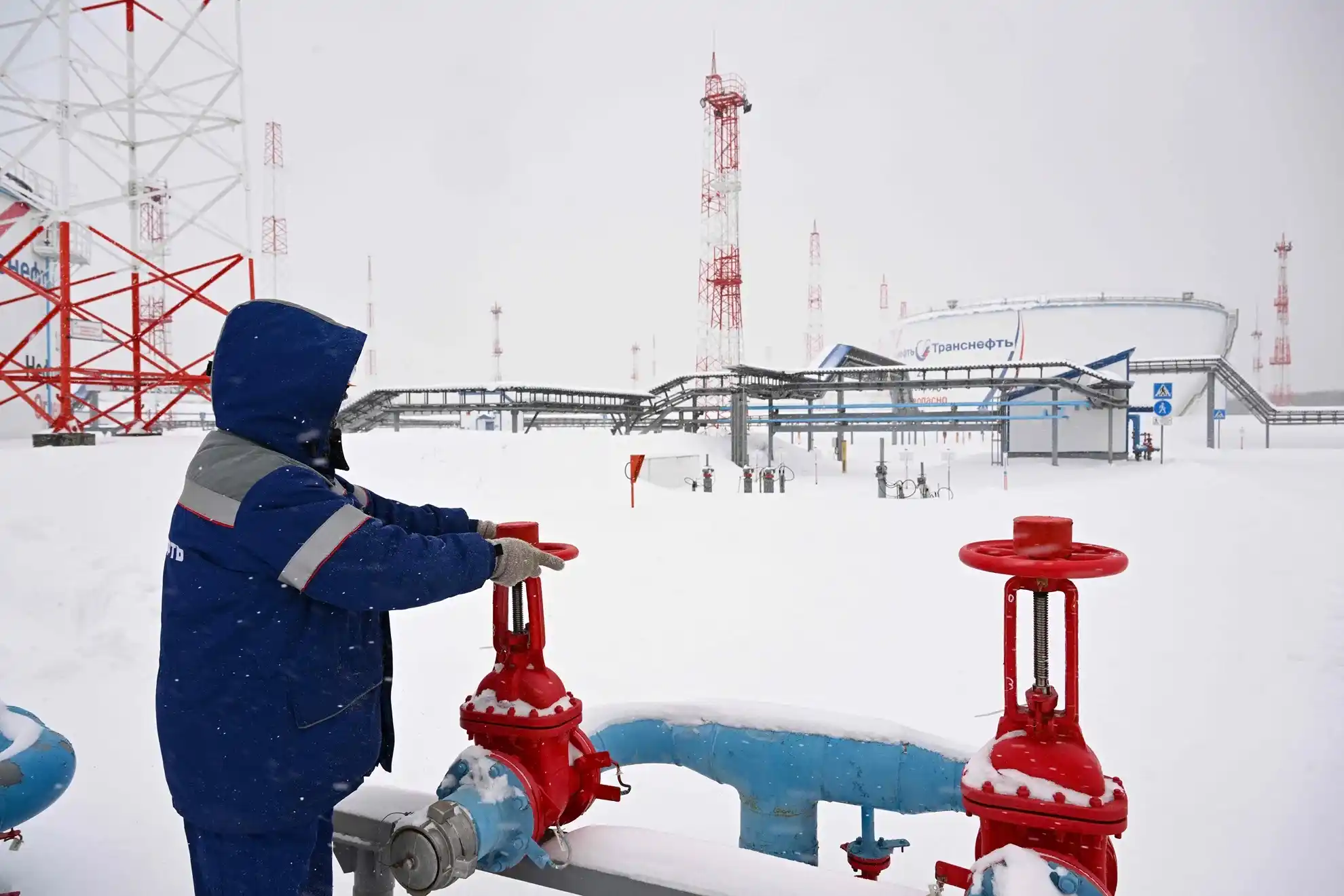 Территория топливного парка «Транснефть»