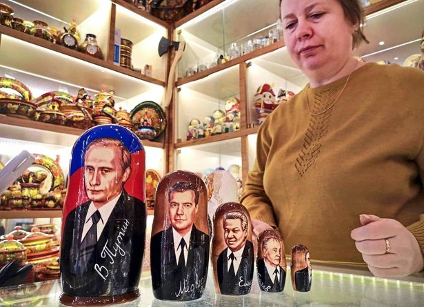 Political matryoshkas