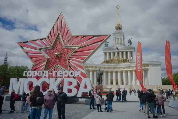 на книжной ярмарке