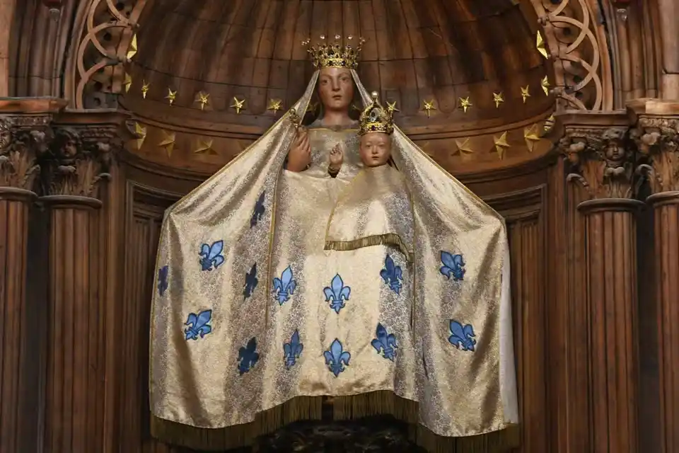 Изображение-Девы-Марии