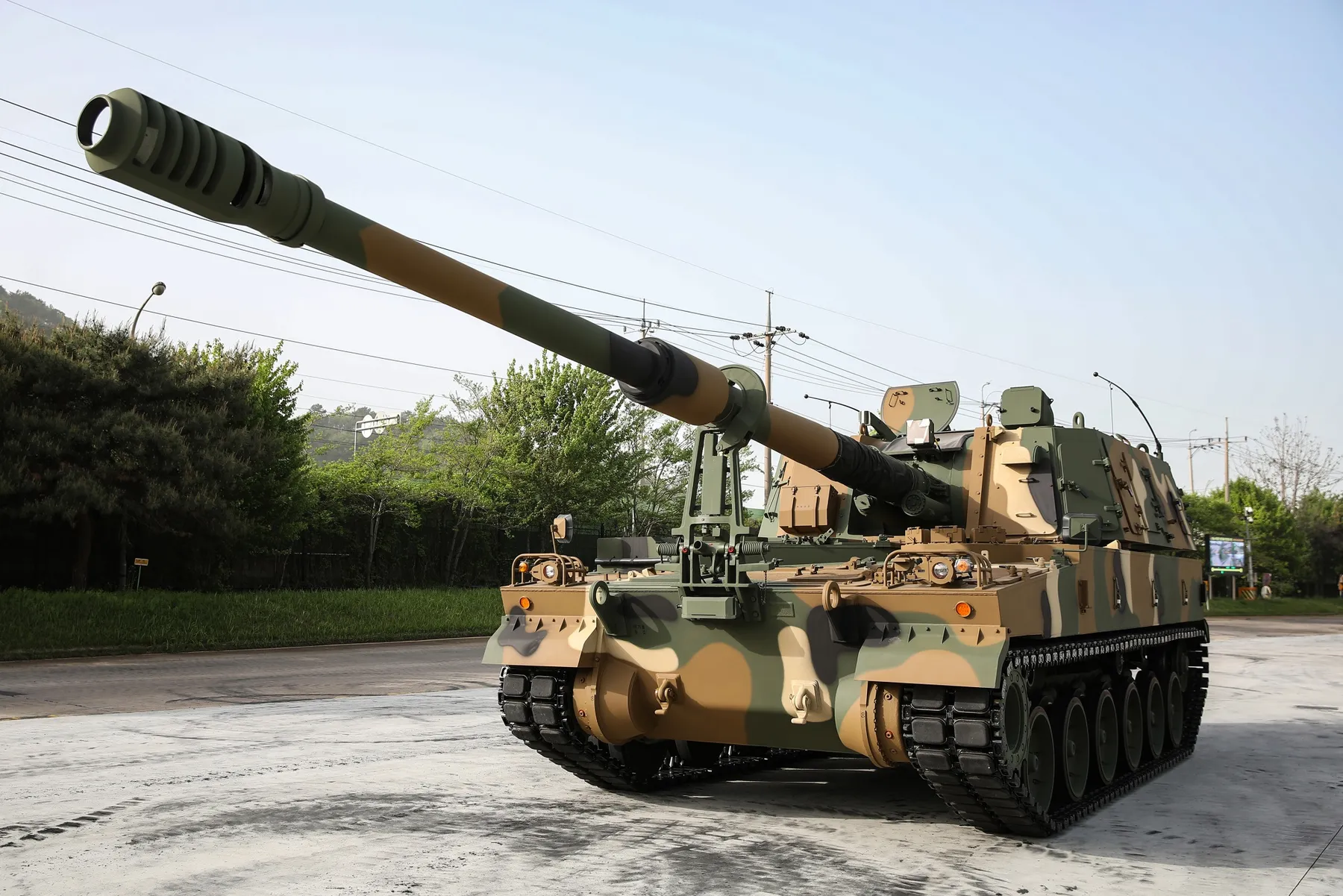 A Hanwha K9 Howitzer