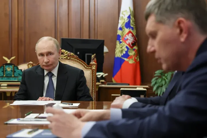 Владимир Путин на встрече в Кремле