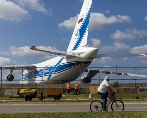 Грузовой самолёт Ан-124