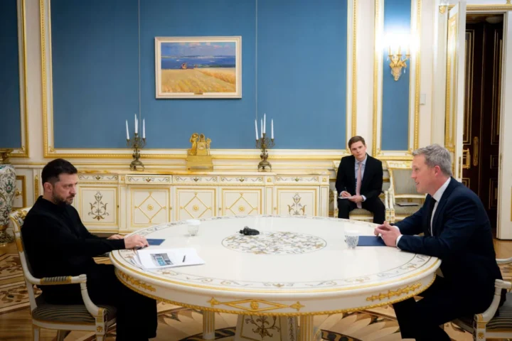 Владимир Зеленский и Дэн Дрисколл