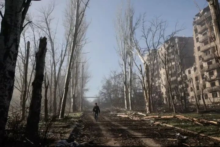 разрушенные дома