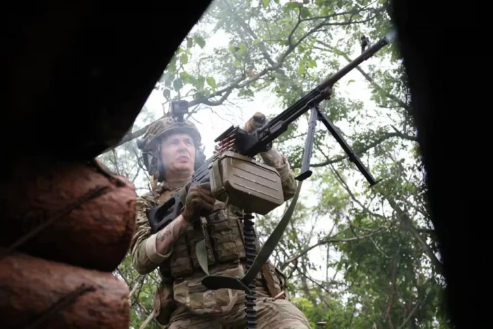 военнослужащий