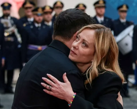 Джорджа Мелони