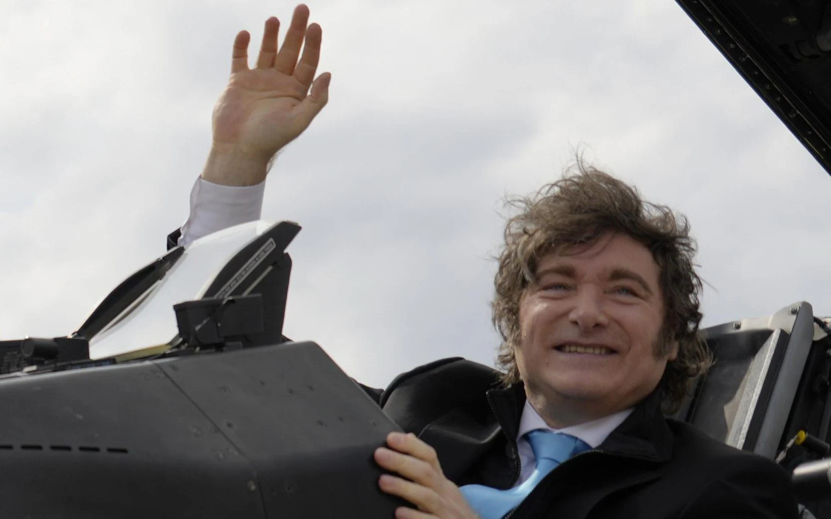 Хавьер Милей