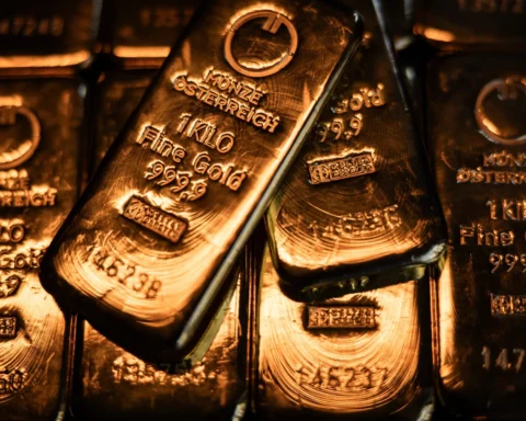 Килограммовые золотые слитки