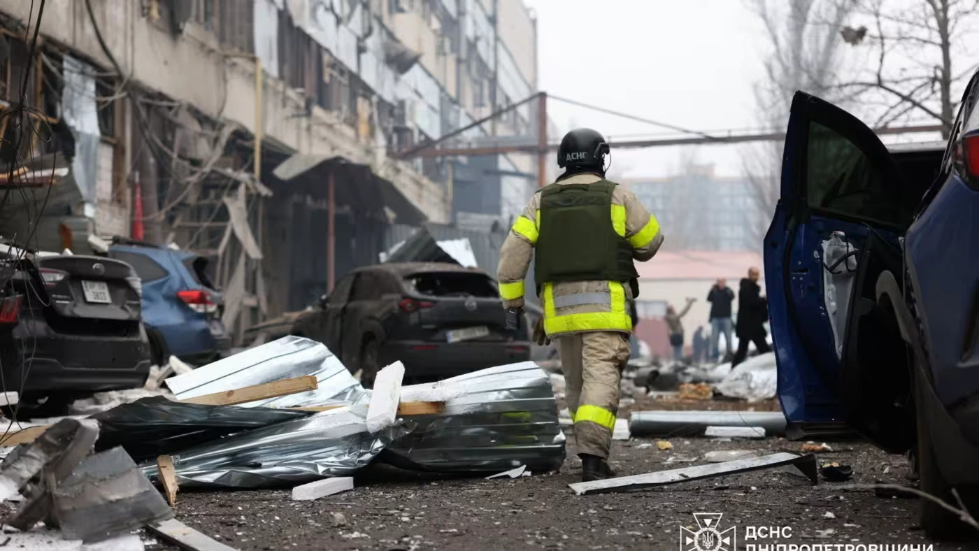 Сотрудник экстренных служб