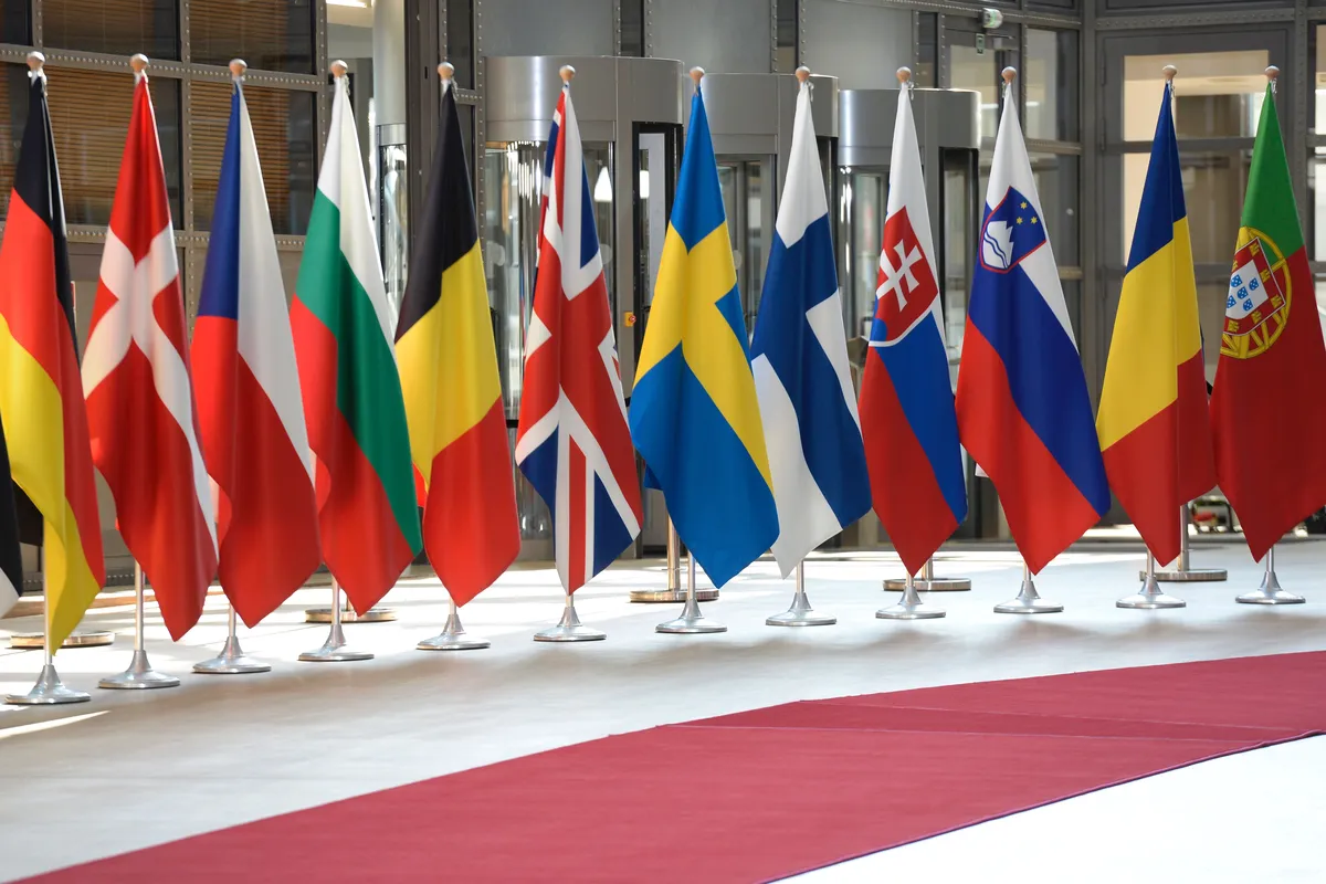 Европа флаги