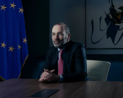 Манфред Вебер