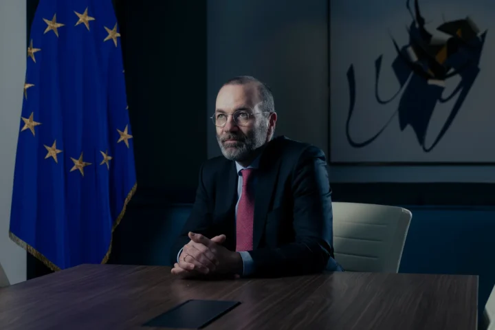 Манфред Вебер