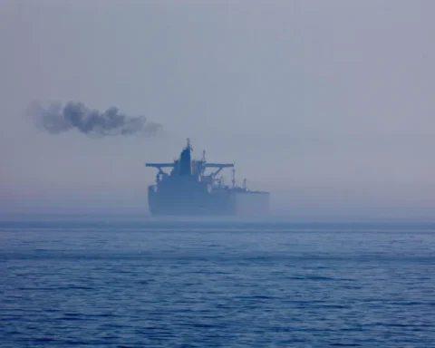 судно теневого флота