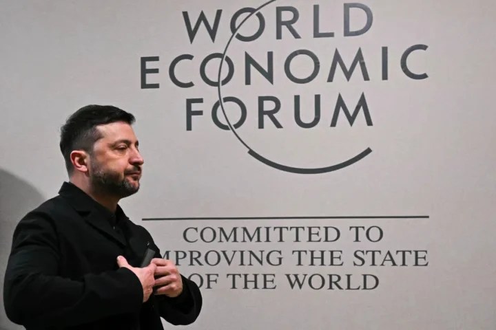 Зеленский на Форуме