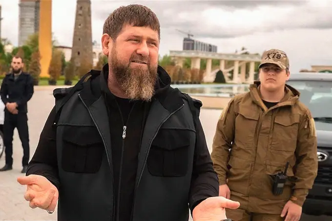 Рамзан и Адам Кадыровы