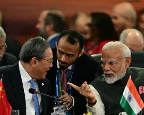 Ли Цян с Нарендрой Моди