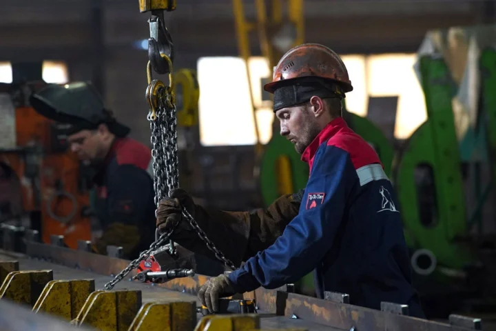 Tonar machine building plant