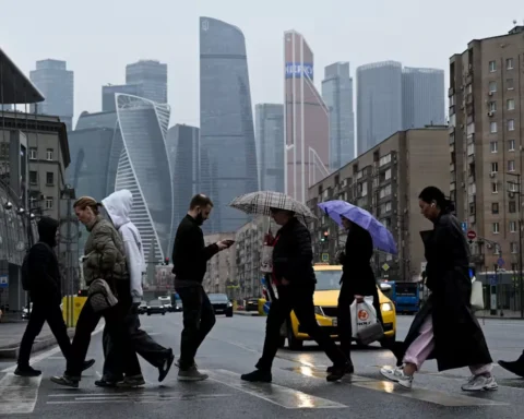 пешеходы в Москве