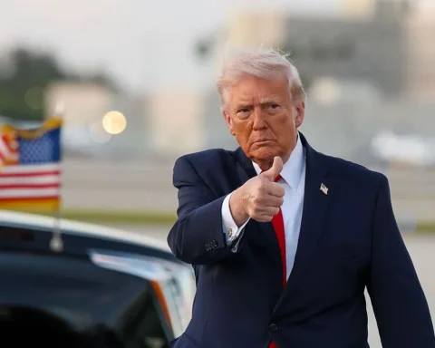 Трам и палец