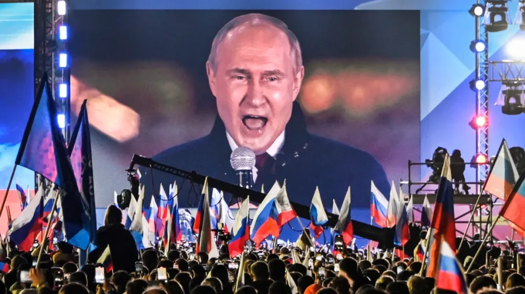 Владимир Путин на митинге