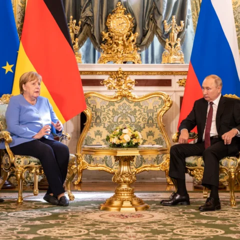 Канцлер Меркель принимает Путина