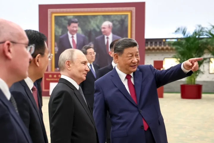 на фотовыставке