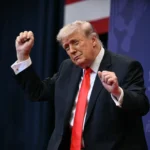 Президент США Дональд Трамп танцует