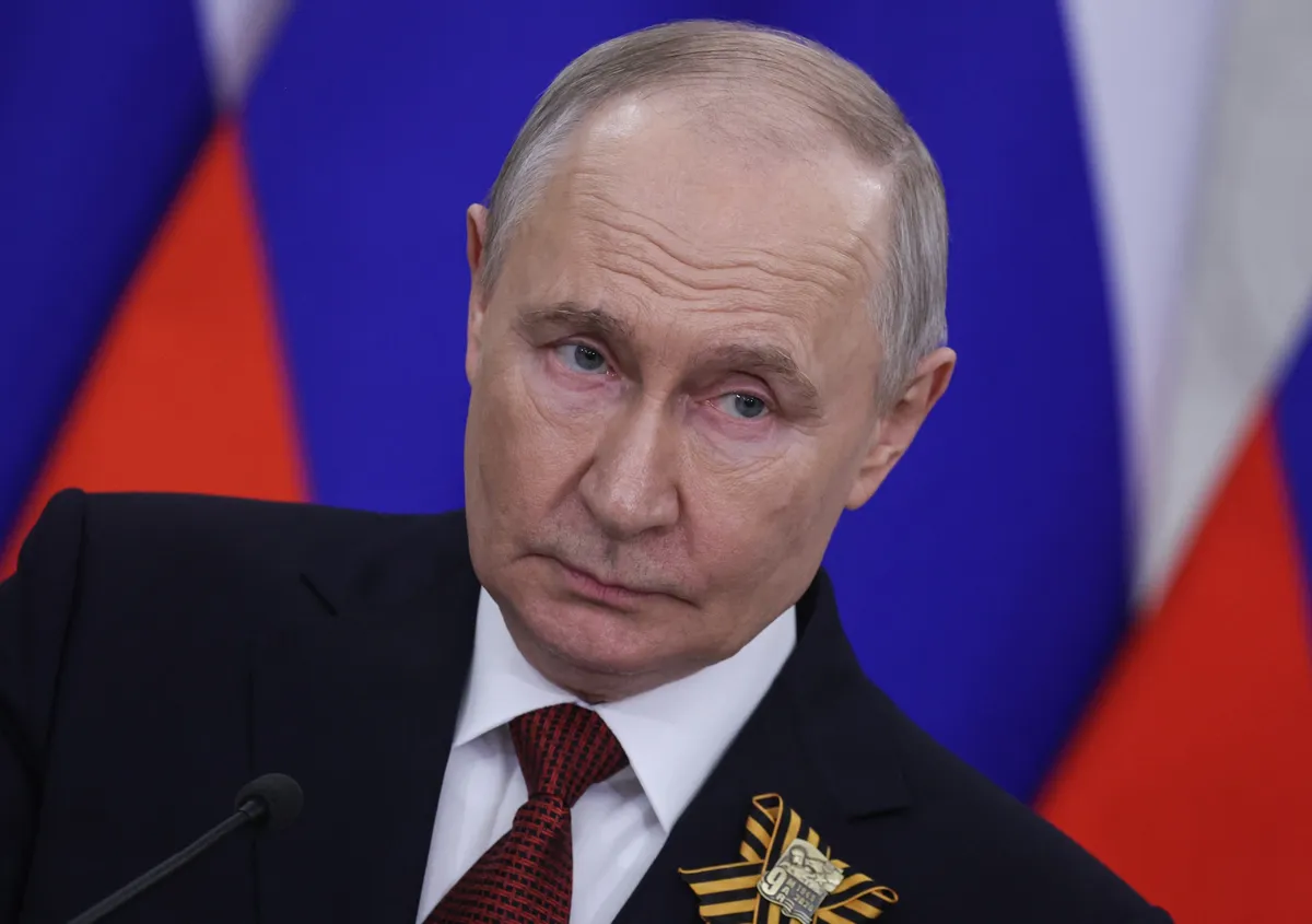 Владимир Путин думает