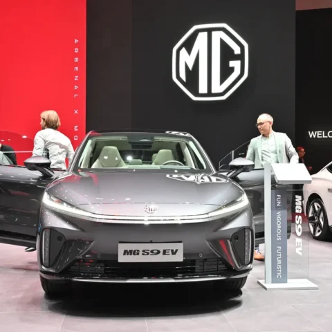 Электромобиль MG S9
