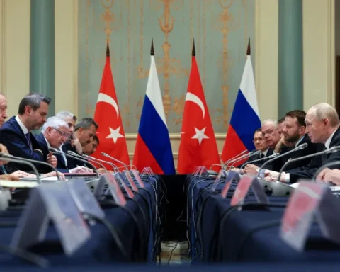 Российская и турецкая делегации